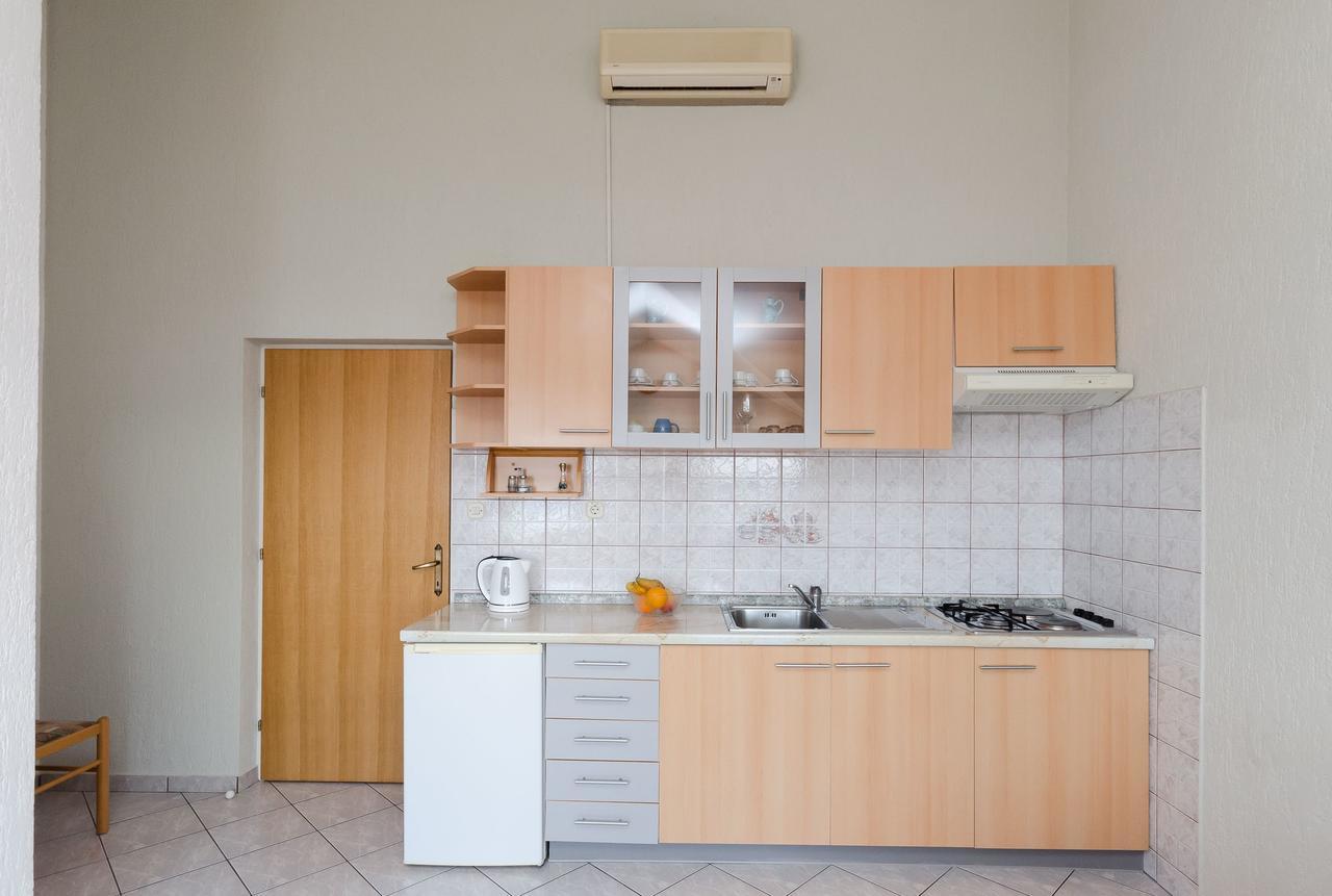 Apartments Krunoslav Punat Exterior foto